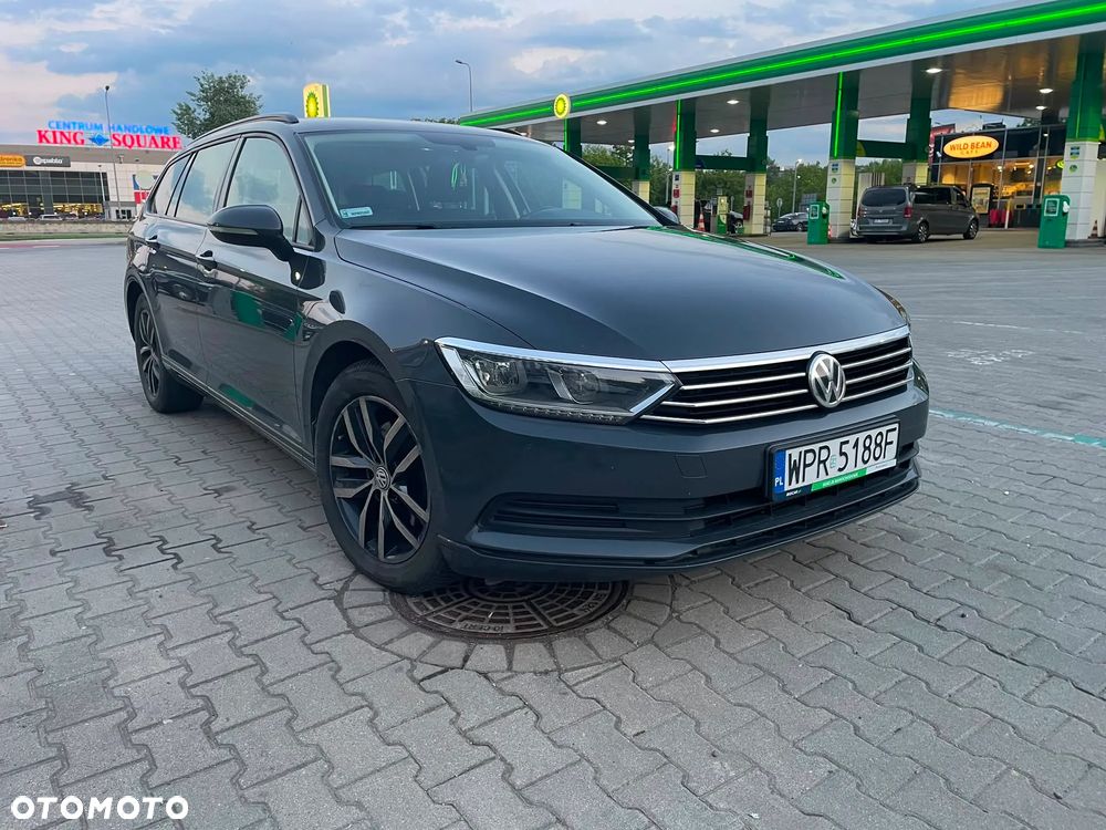 Volkswagen Passat 2.0 TDI BMT Trendline - 2
