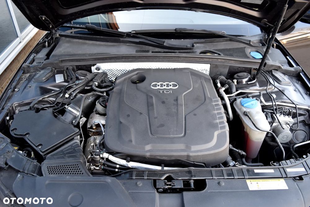 Audi A4 Avant 2.0 TDI Sport S tronic - 33