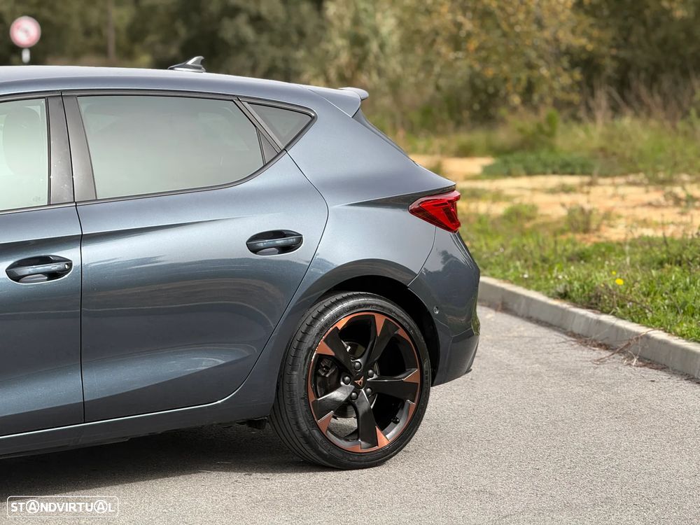 Cupra Leon 1.5 eTSI DSG - 4