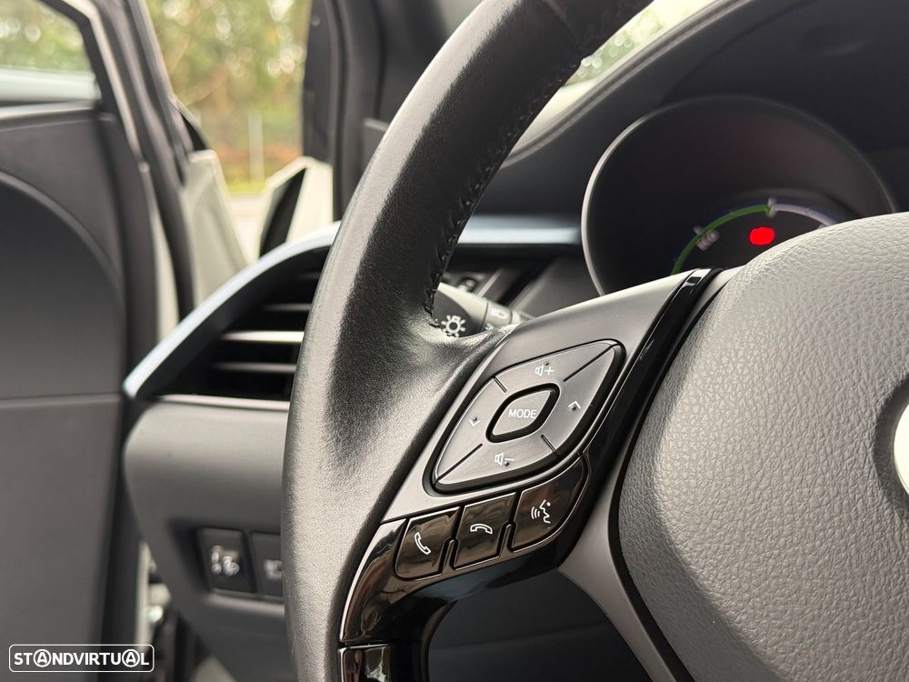 Toyota C-HR 1.8 Hybrid Square Collection - 54