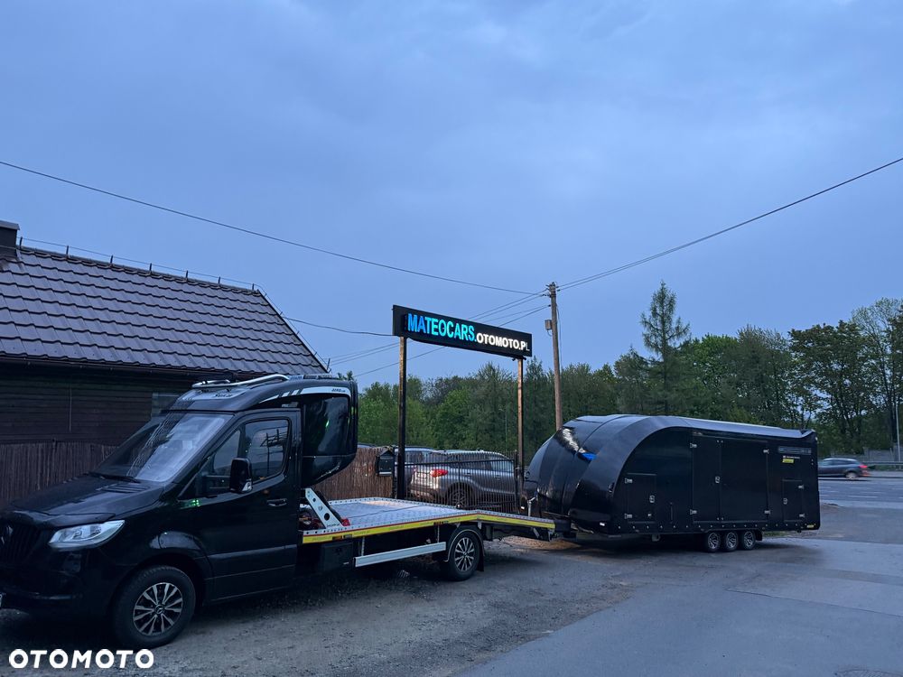 Mercedes-Benz SPRINTER - 32