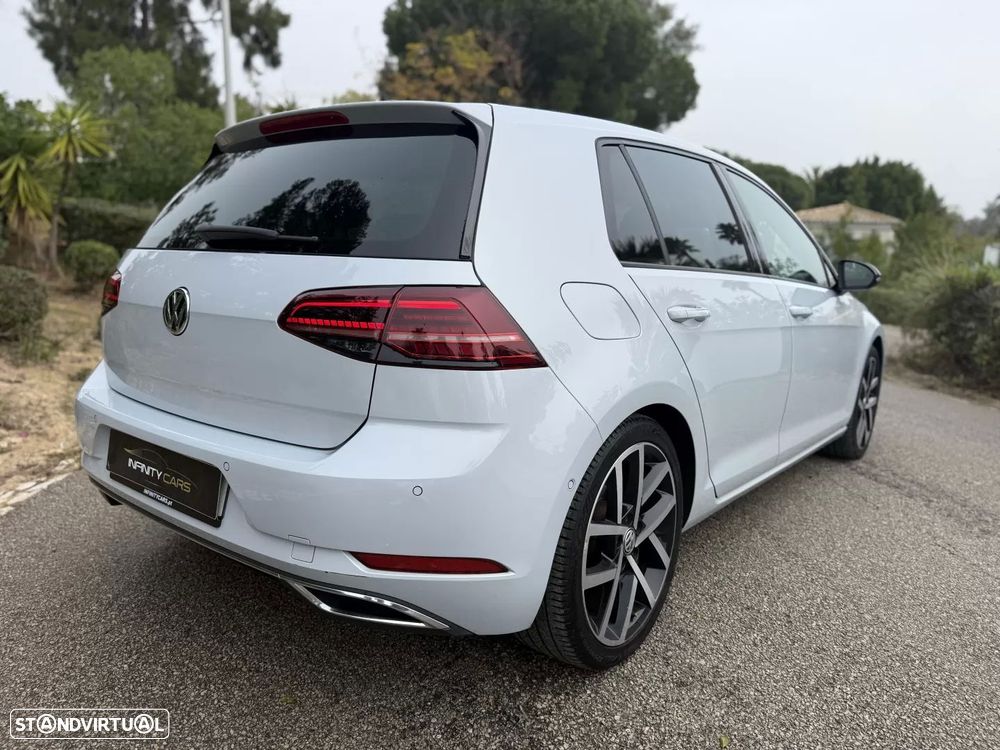VW Golf 2.0 TDI R-Line DSG - 8