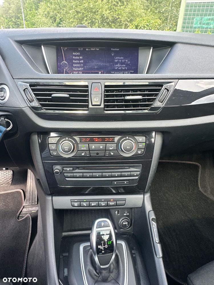 BMW X1 xDrive18d Sport Line - 29