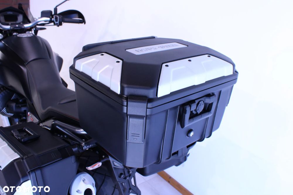 Moto Guzzi V85 - 41