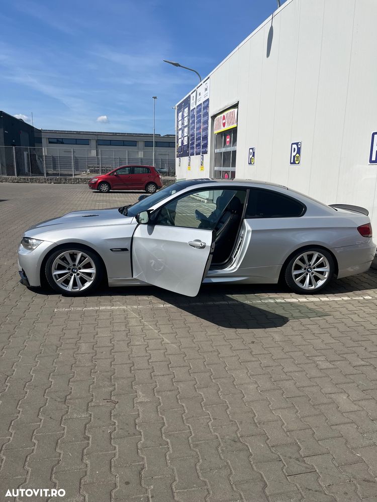 BMW Seria 3 320d - 11