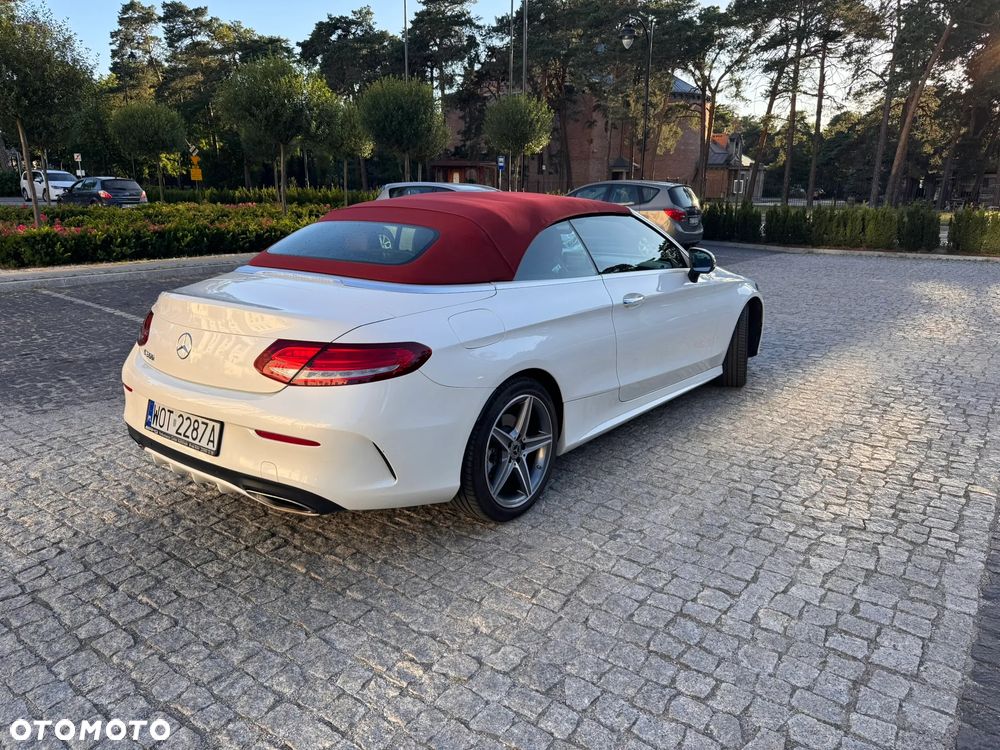Mercedes-Benz Klasa C 300 9G-TRONIC - 4