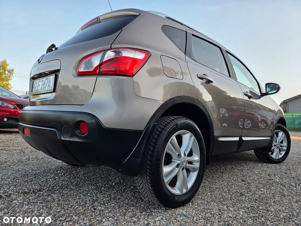 Nissan Qashqai 2.0 Tekna Premium CVT - 2