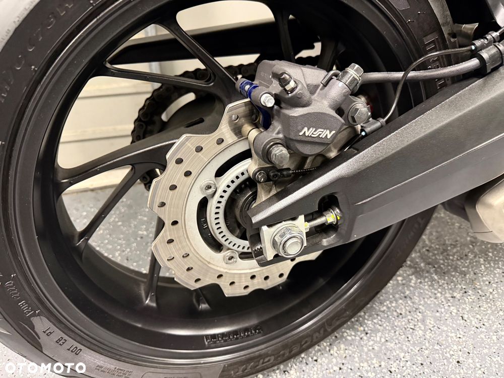 Honda CB - 6