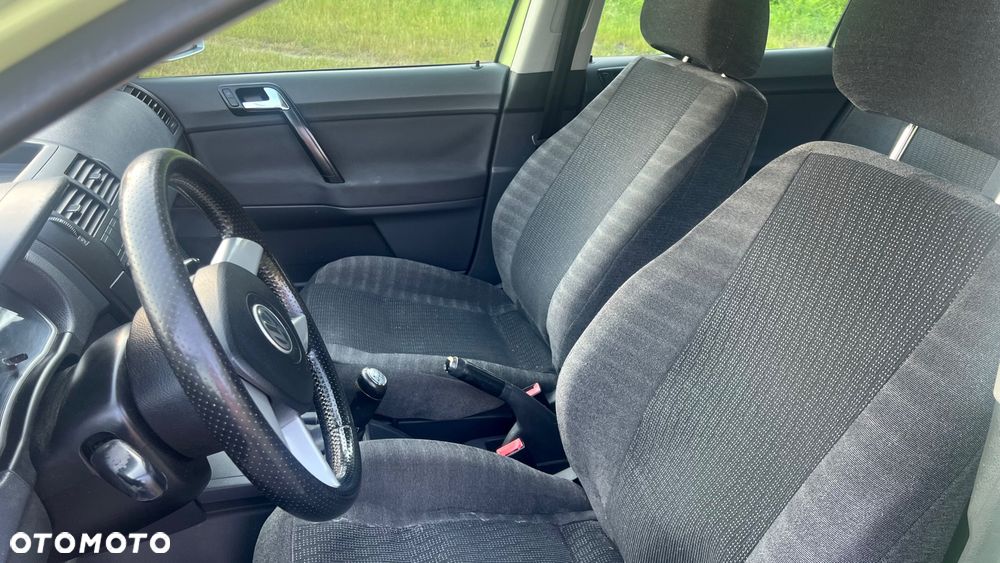 Volkswagen Polo 1.2 12V Fun - 24