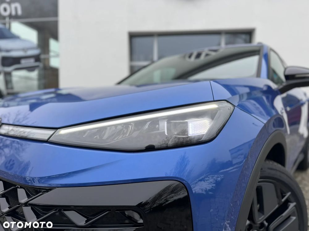 Volkswagen T-Roc 1.5 eTSI OPF DSG R-Line - 10