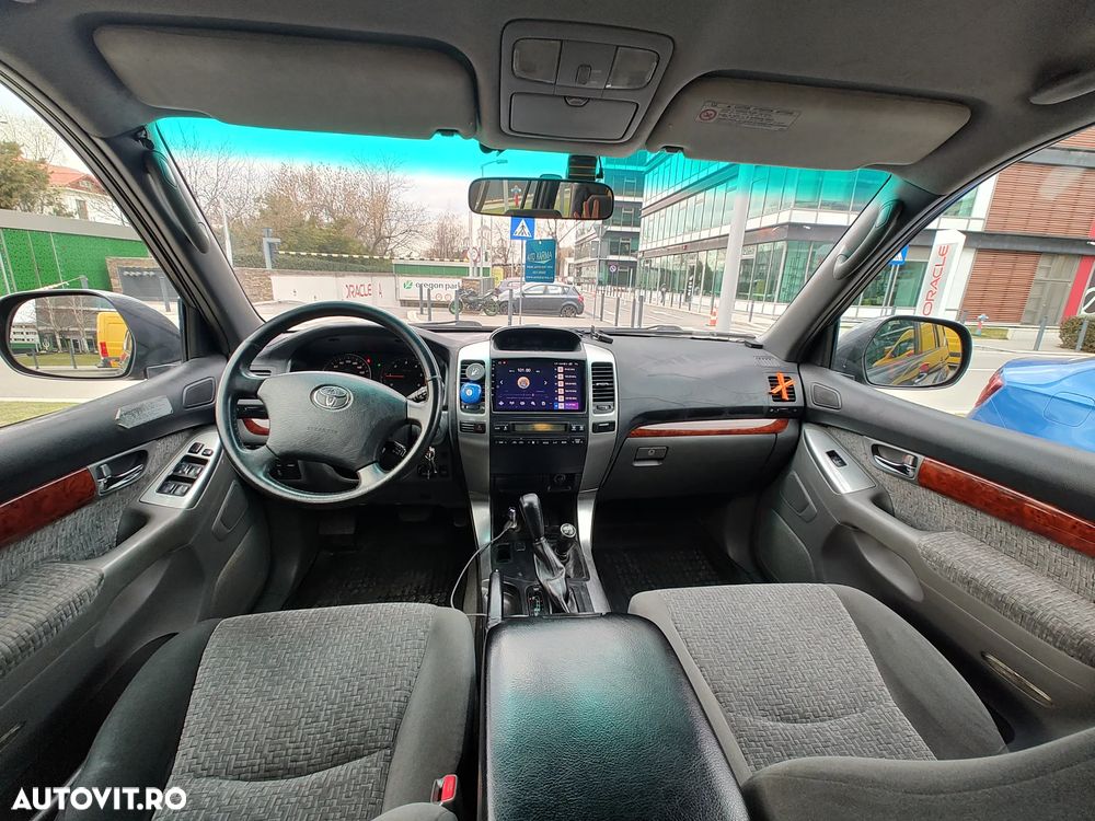 Toyota Land Cruiser - 9