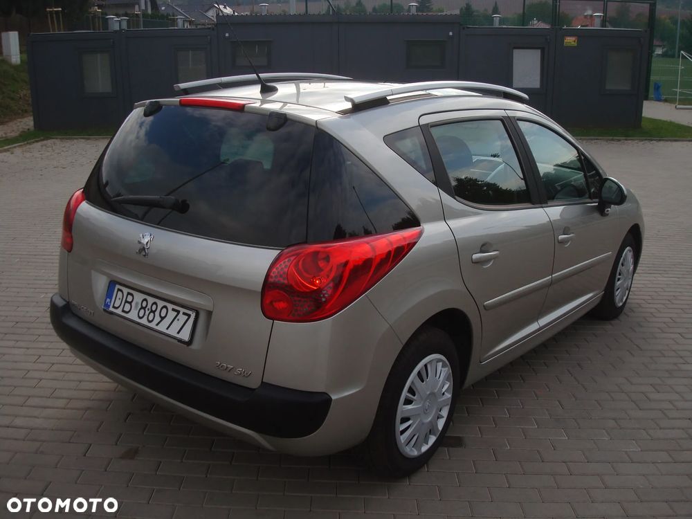Peugeot 207 95 VTi Filou - 11
