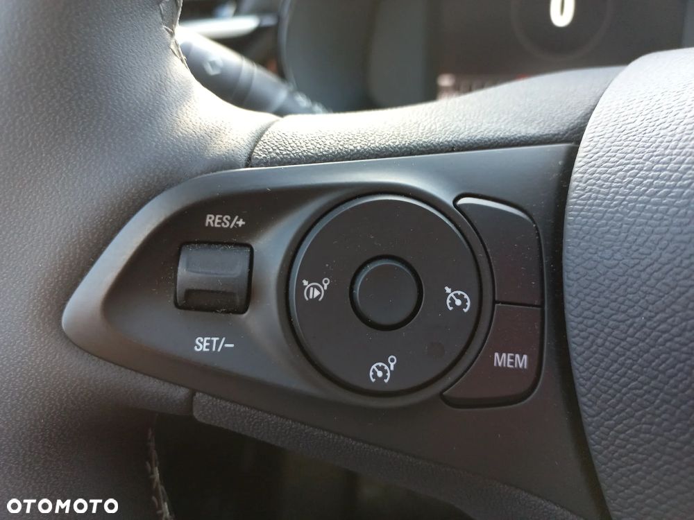 Opel Corsa 1.2 Elegance S&S - 22