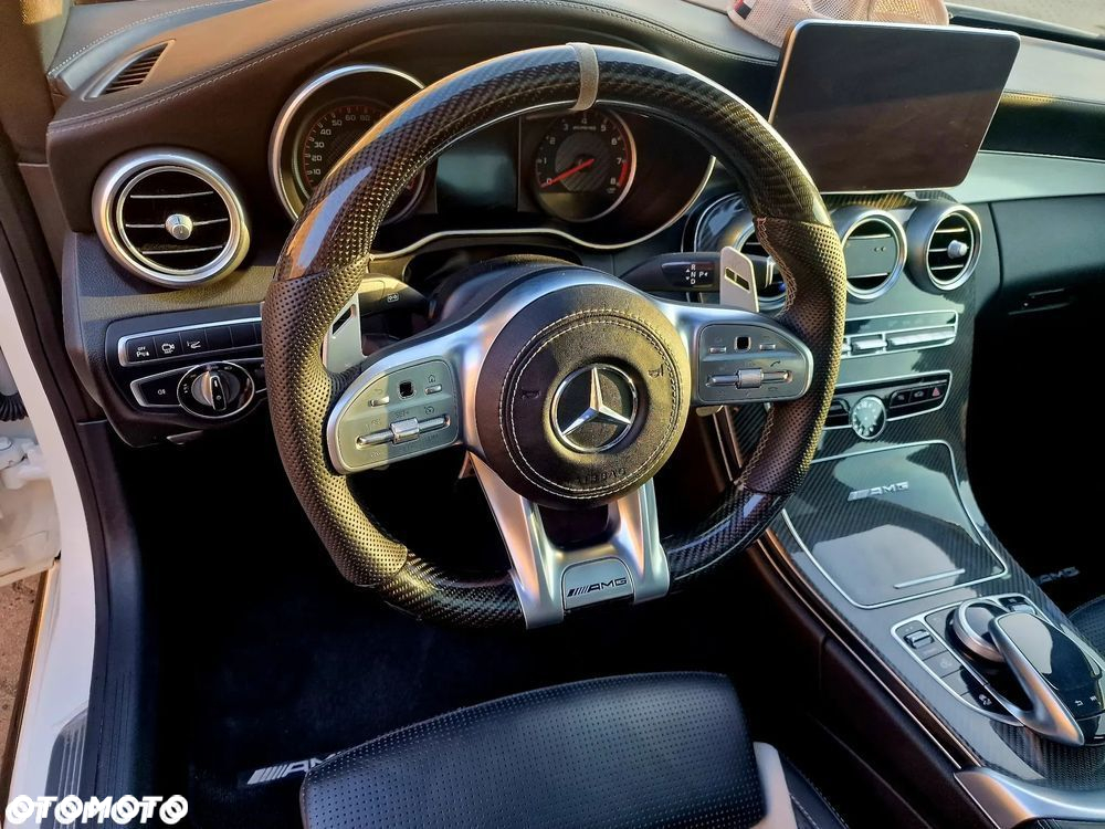 Mercedes-Benz Klasa C AMG 63 Coupe S AMG Speedshift 7G-MCT - 23
