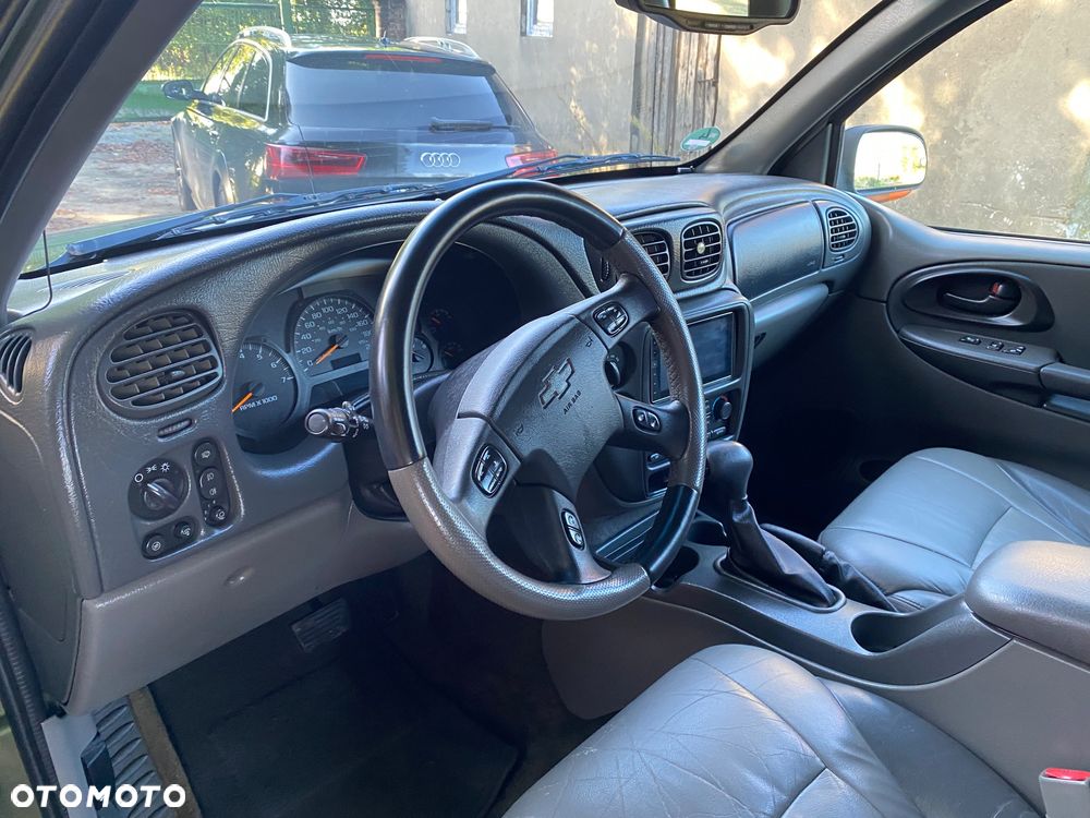Chevrolet Trailblazer 4.2 LS 4WD - 29