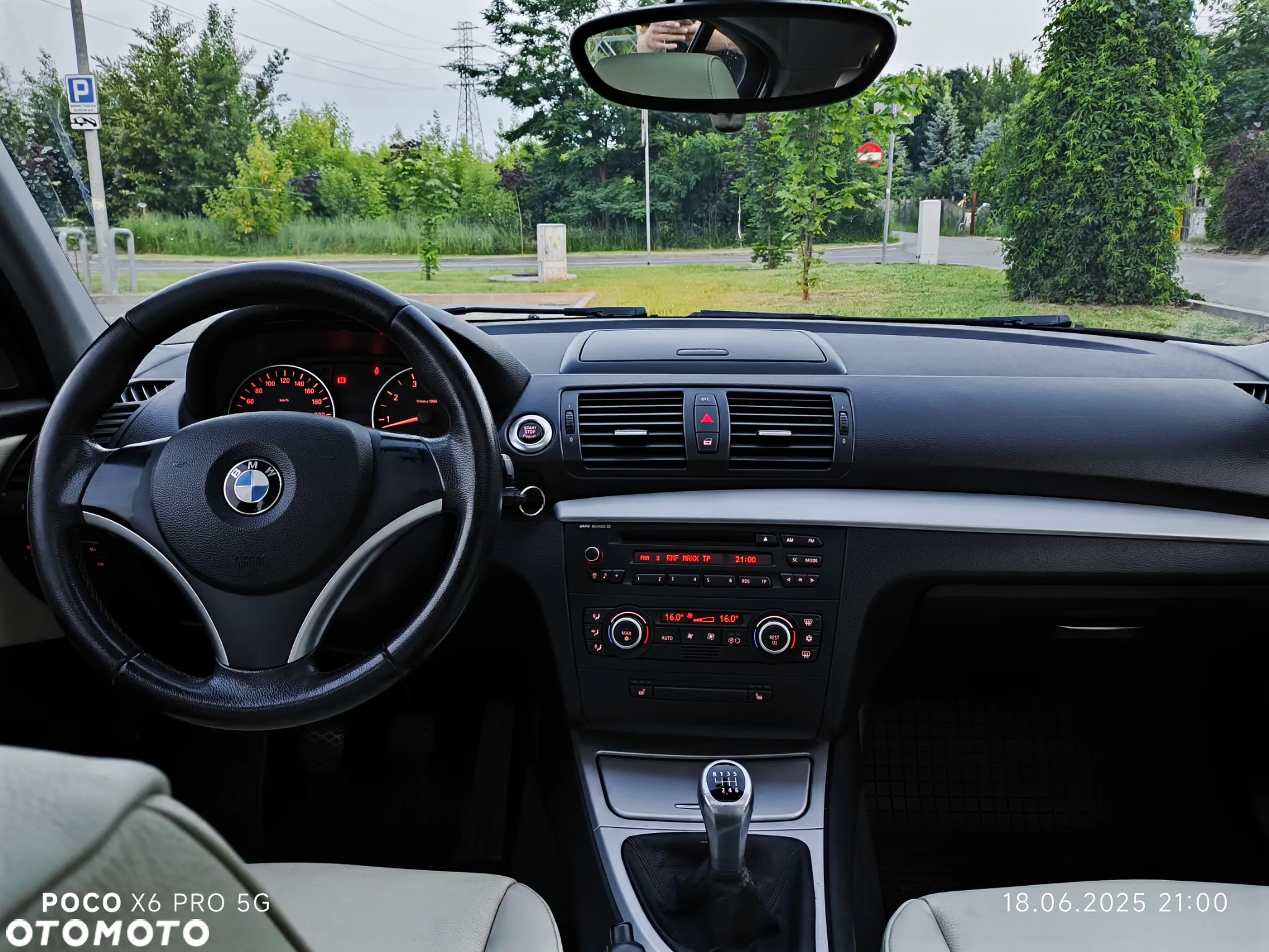 BMW Seria 1 116i - 17