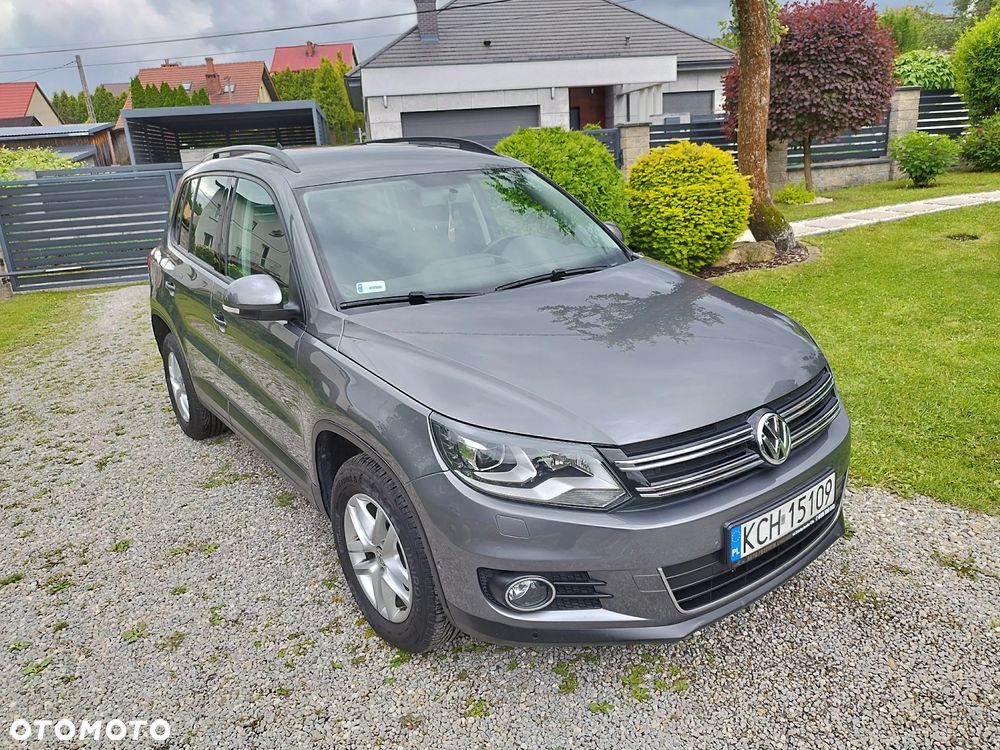 Volkswagen Tiguan - 1