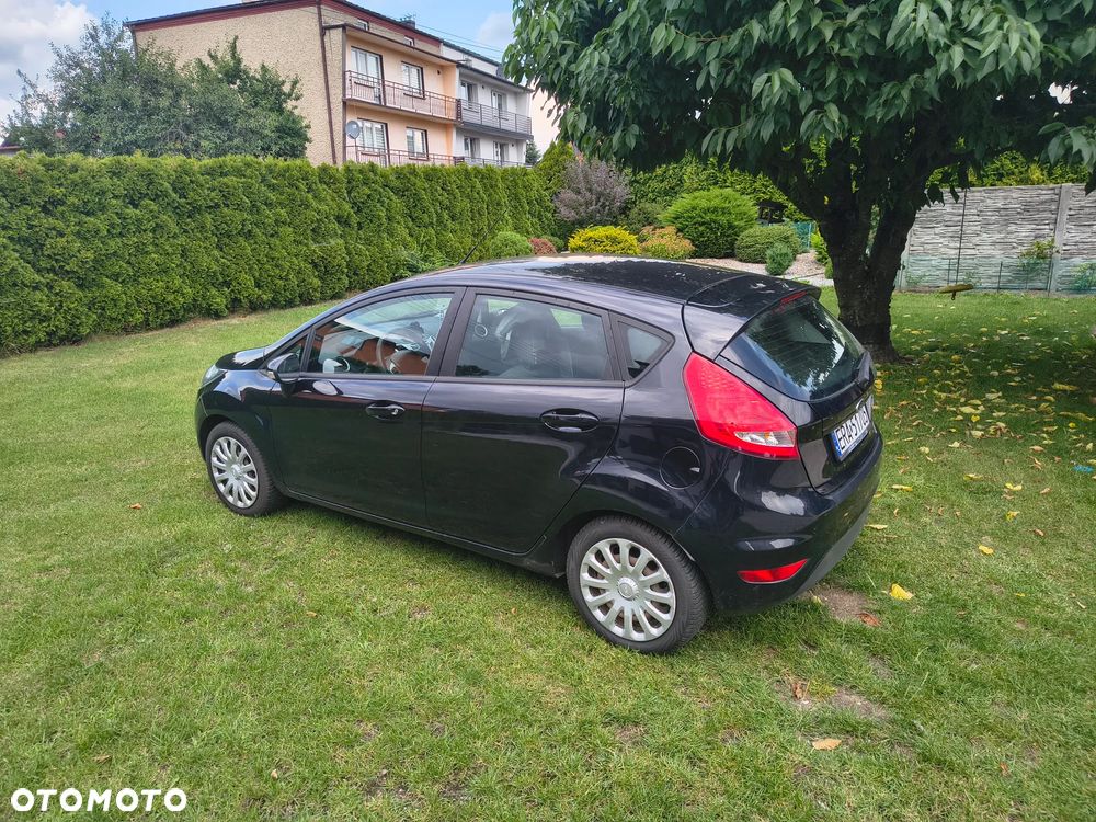 Ford Fiesta - 4
