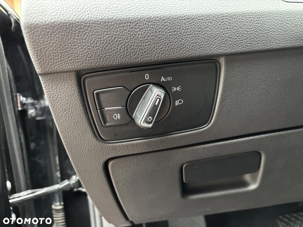 Volkswagen Passat - 25
