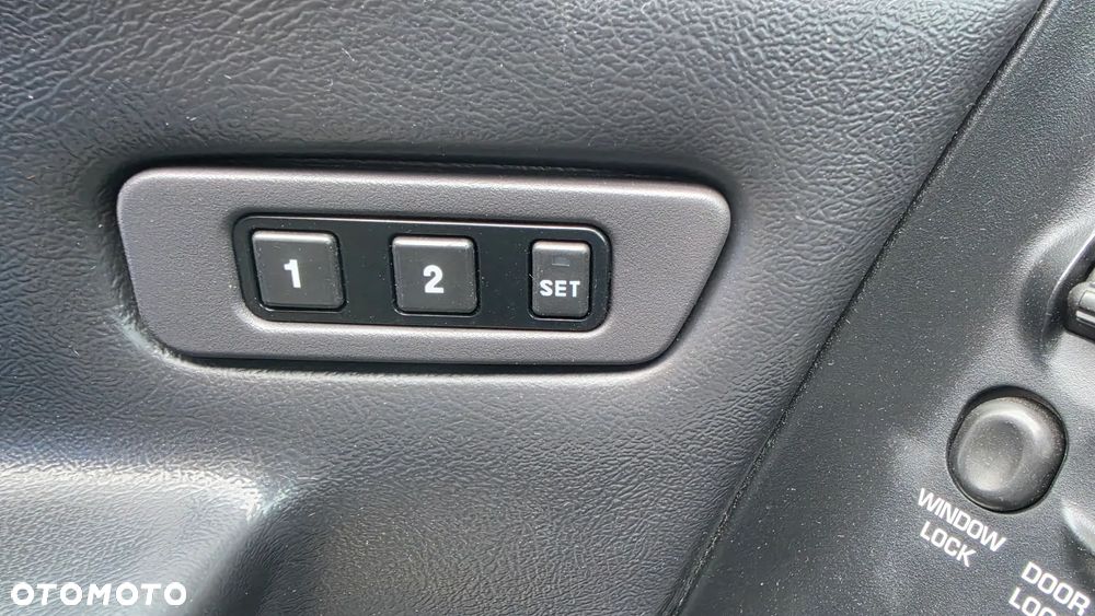 Jeep Grand Cherokee - 18