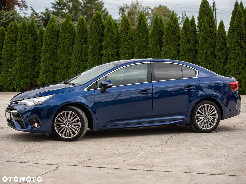 Toyota Avensis Touring Sports 2.0 D-4D Team Deutschland - 7