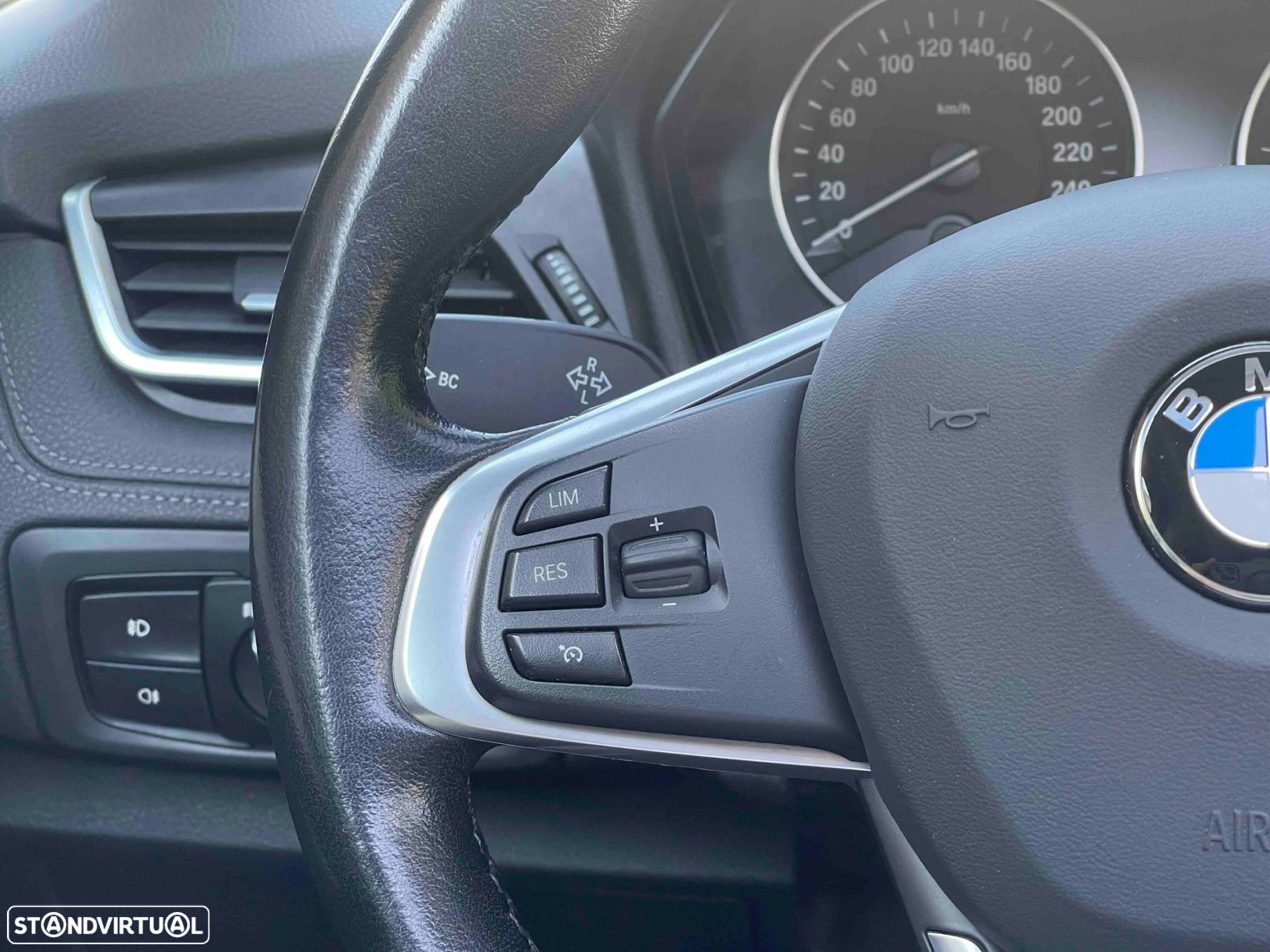 BMW 218 Active Tourer d Line Luxury Auto - 38
