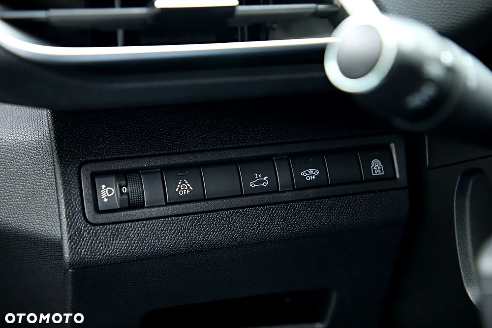 Peugeot 3008 1.2 PureTech Allure Pack S&S EAT8 - 33