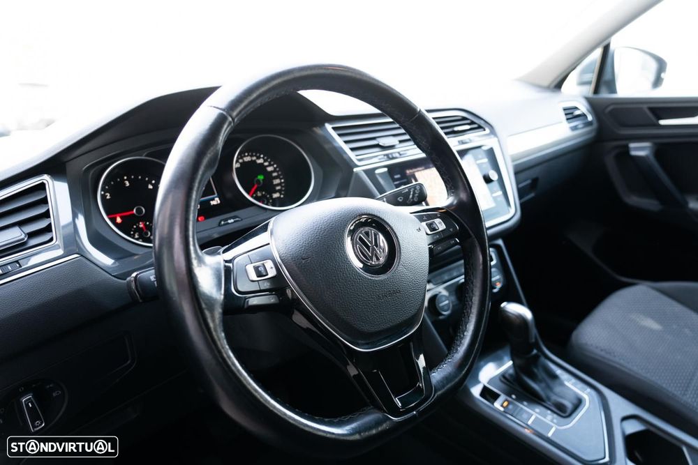 VW Tiguan Allspace 2.0 TDI Confortline DSG - 6