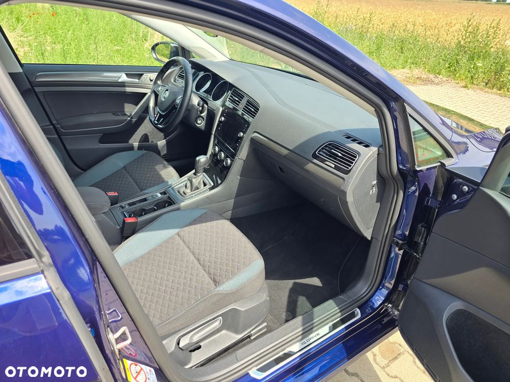 Volkswagen Golf 2.0 TDI SCR DSG IQ.DRIVE - 18