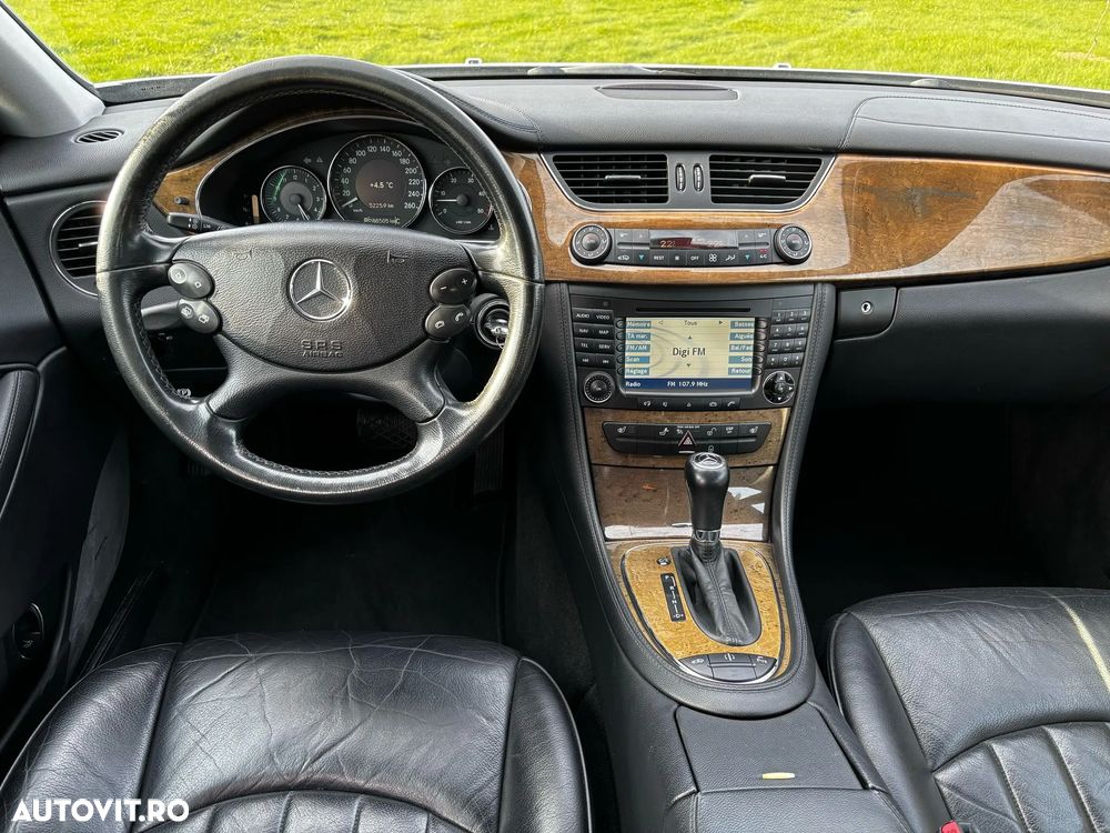 Mercedes-Benz CLS - 6