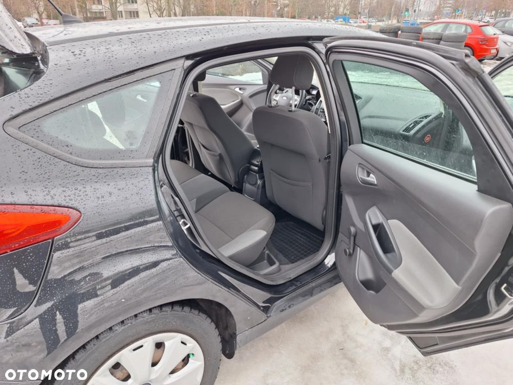 Ford Focus - 10