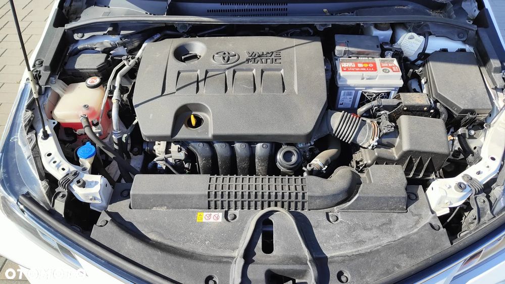 Toyota Corolla 1.6 Comfort - 31