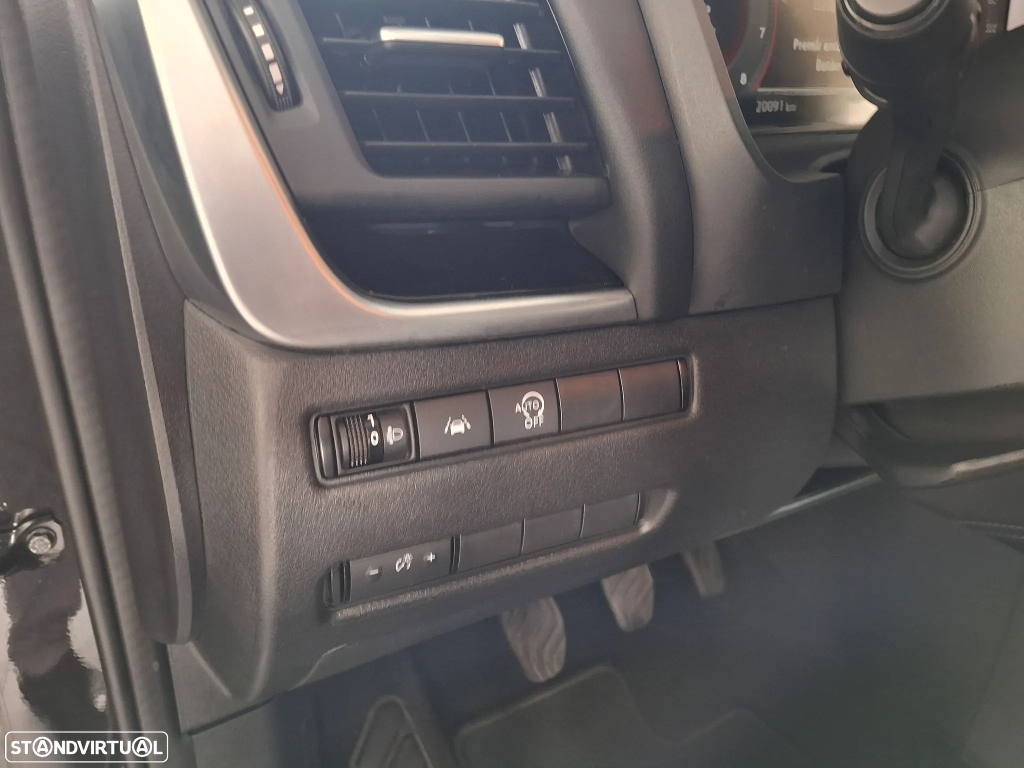 Nissan Qashqai 1.3 DIG-T N-Connecta LED - 11