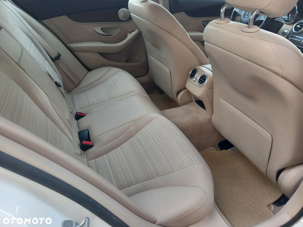 Mercedes-Benz Klasa C 200 7G-TRONIC - 13