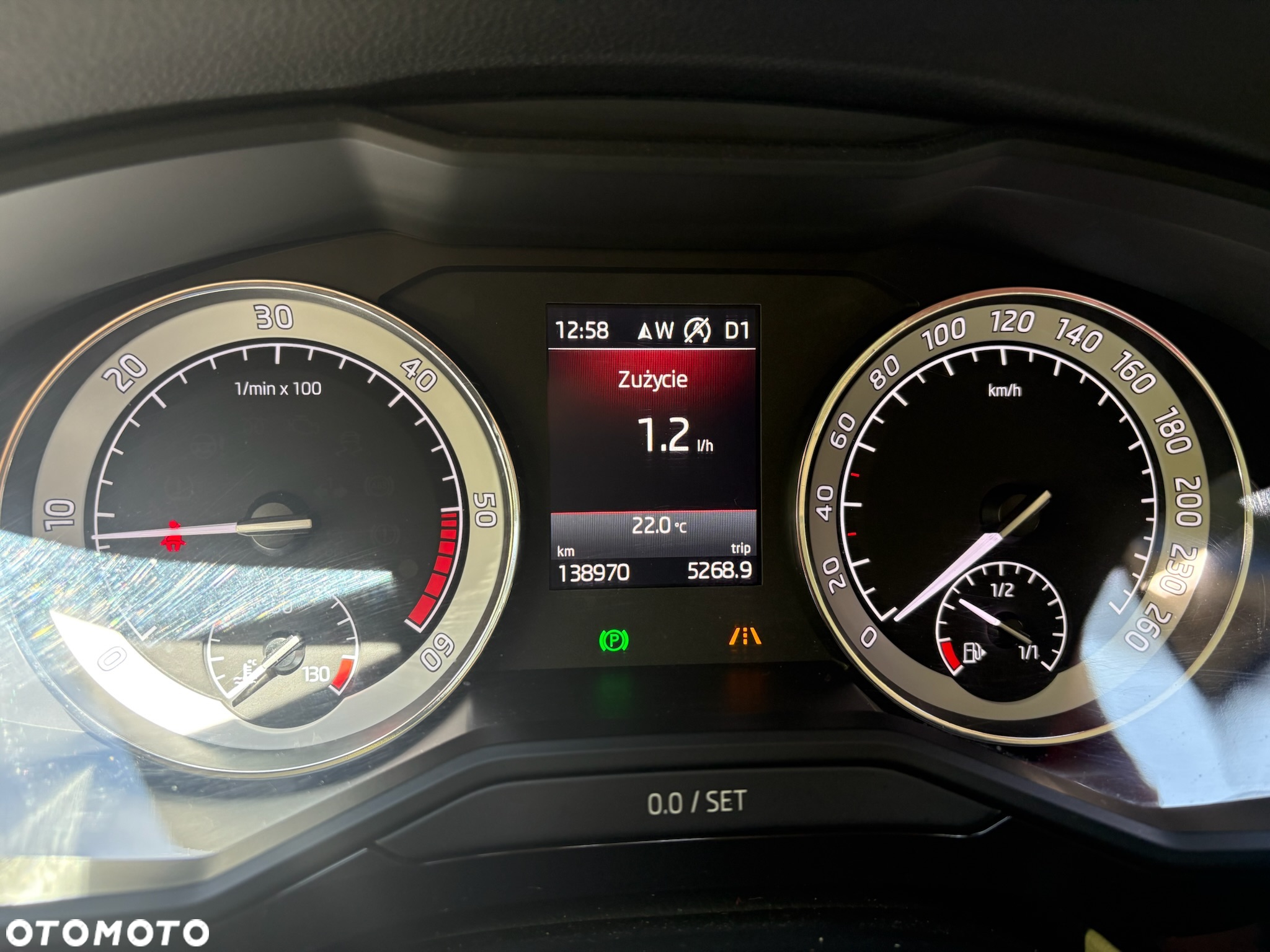 Skoda Superb 2.0 TDI 4x4 L&K DSG - 8