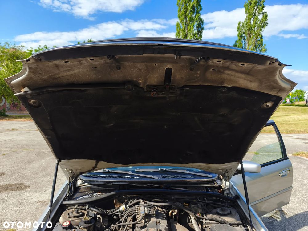 Ford Scorpio - 21