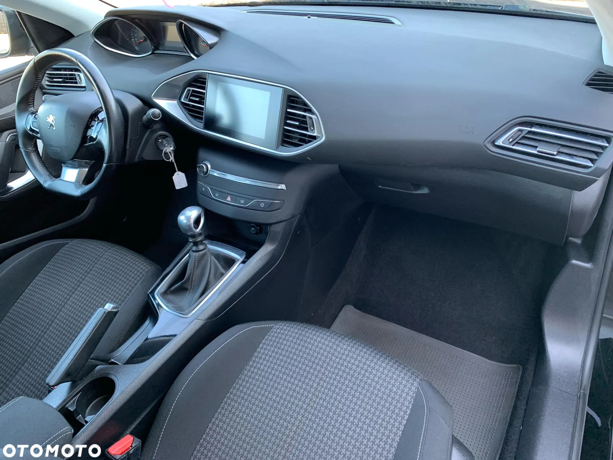 Peugeot 308 1.2 PureTech Active S&S - 11