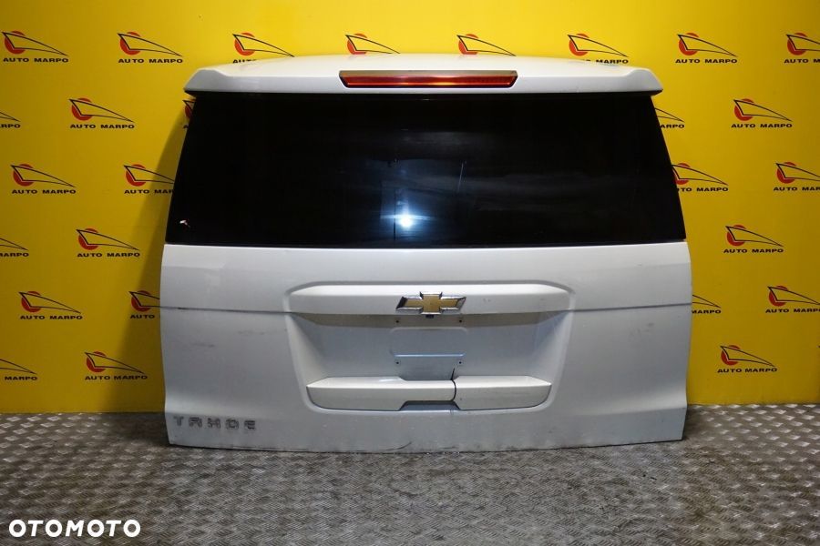 CHEVROLET TAHOE SUBURBAN 2015- Klapa Tył Szyba Spoiler Kompletna USA - 2