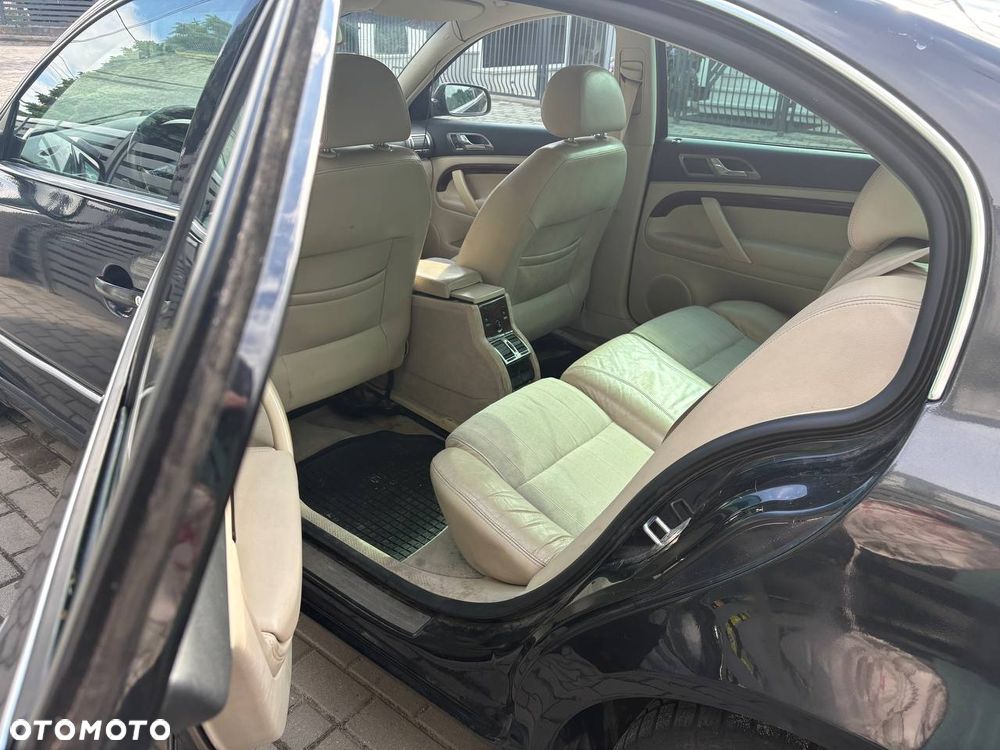 Skoda Superb 1.8T Elegance - 3