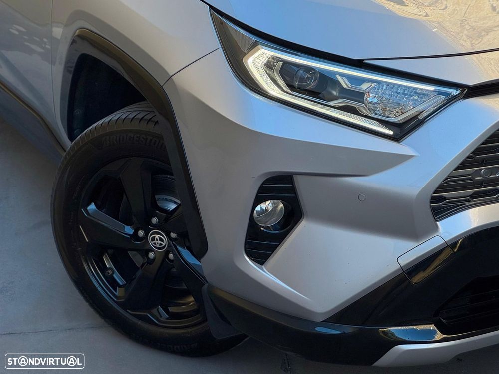 Toyota RAV4 2.5 HDF Black Edition - 33