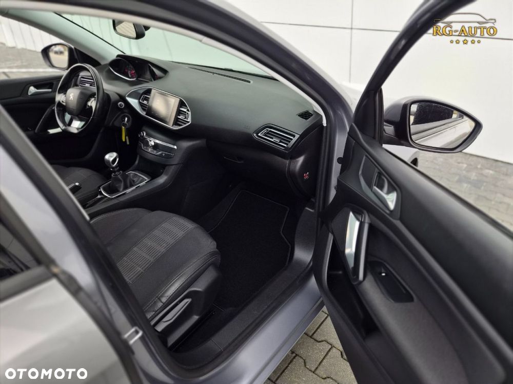 Peugeot 308 - 29