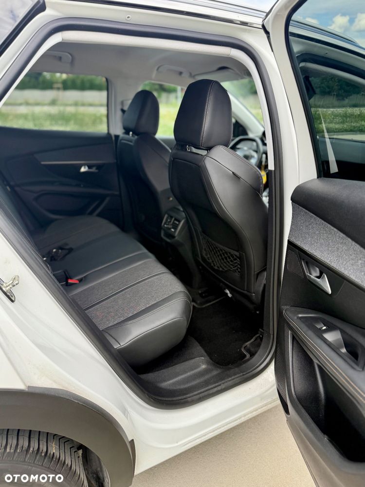 Peugeot 3008 1.5 BlueHDi Allure S&S EAT8 - 13