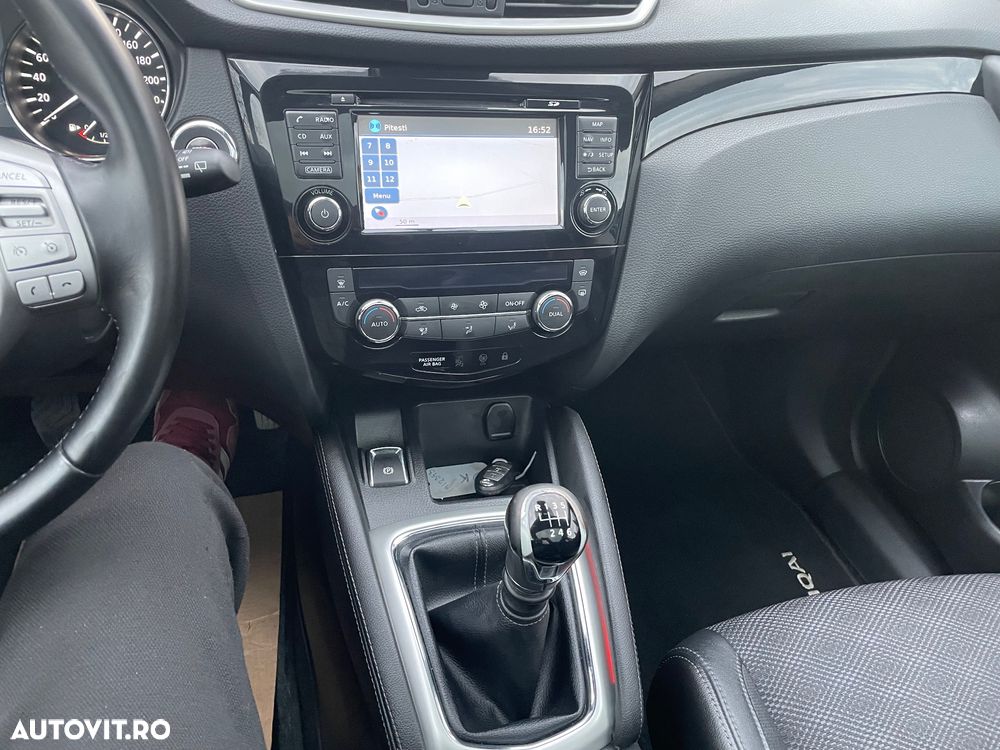 Nissan Qashqai - 25