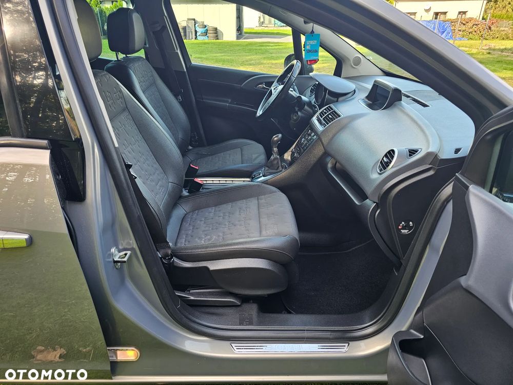 Opel Meriva 1.4 T Cosmo - 26