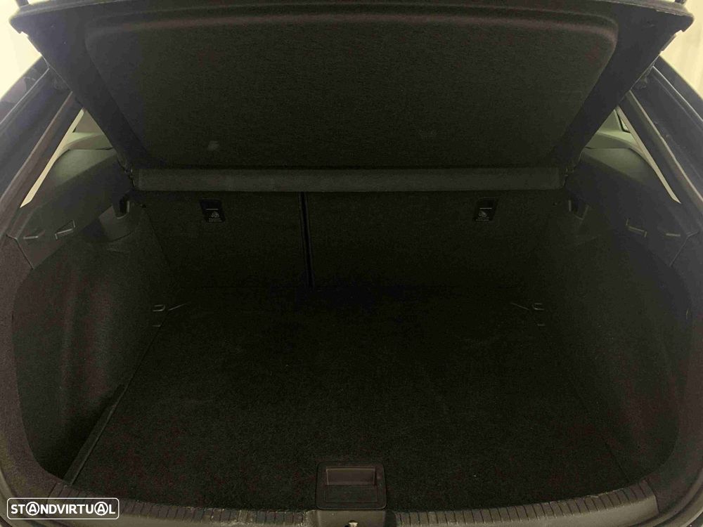 VW Taigo 1.0 TSI Urban - 14