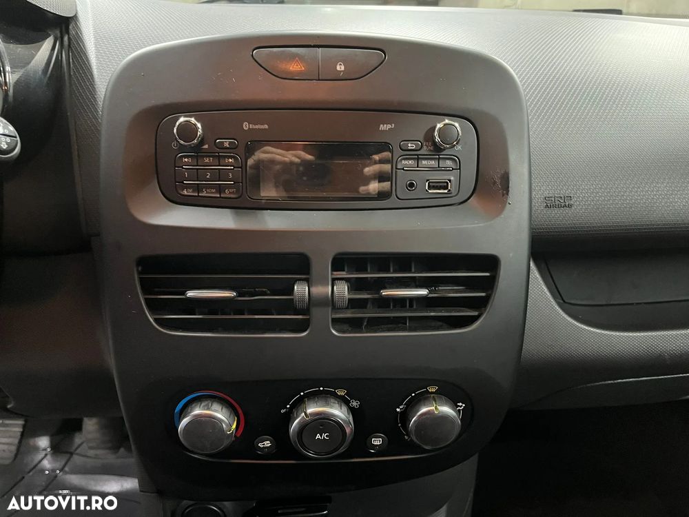 Renault Clio IV 1.2 Zen - 8