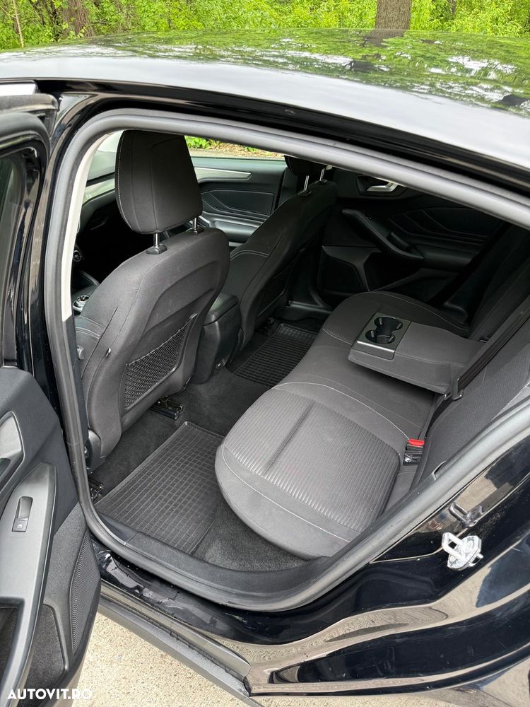 Ford Focus 1.5 EcoBlue Titanium Business - 9