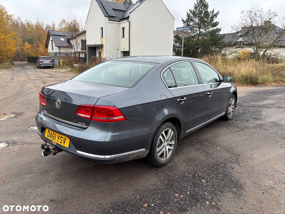 Volkswagen Passat 2.0 TDI BlueMotion Technology Comfortline - 6