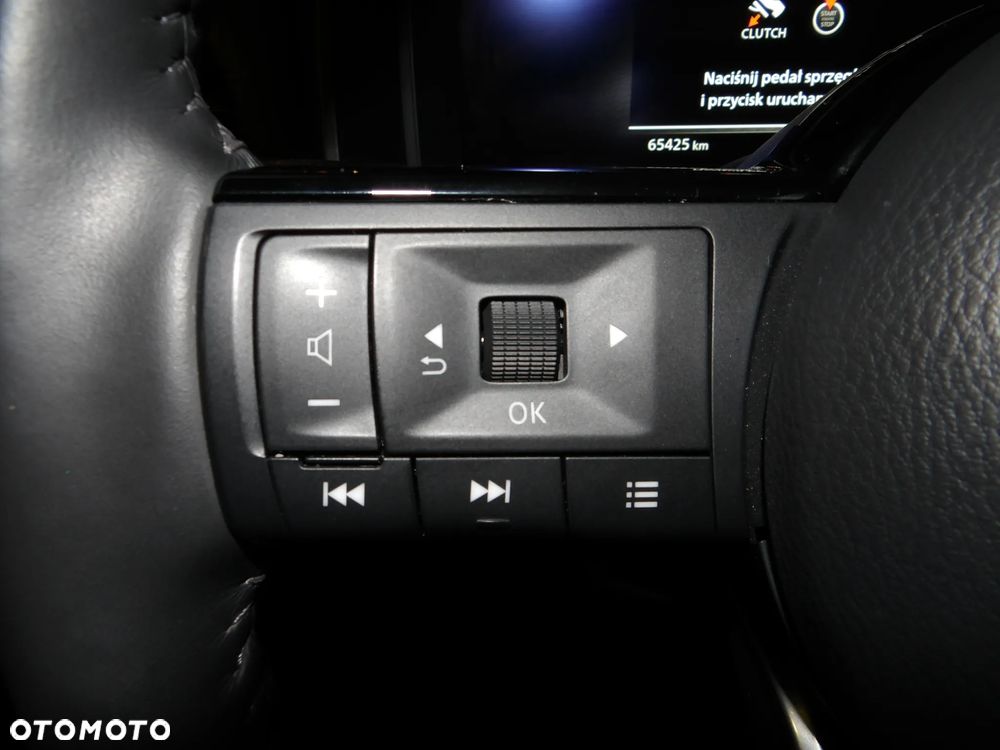 Nissan Qashqai 1.3 DIG-T N-Connecta EU6d - 18