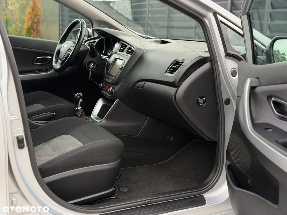 Kia Ceed 1.6 CRDi L - 24